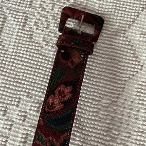 Floral belt